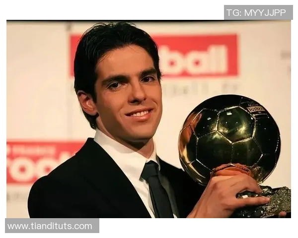 4K超清足球球星壁纸高清呈现 突破极限细节展现足坛巨星风采